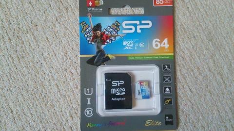 Elite microSDXCカード 64GB